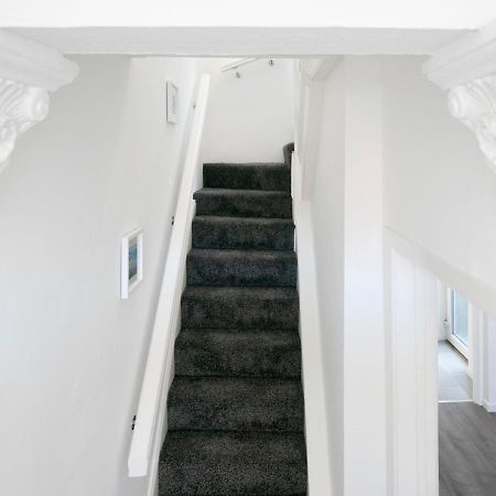 Pass The Keys Mccracken'S Townhouse - 10 Min Walk To City Centre Belfast Zewnętrze zdjęcie
